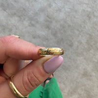 Sapporo Diamond Cut Gold Band