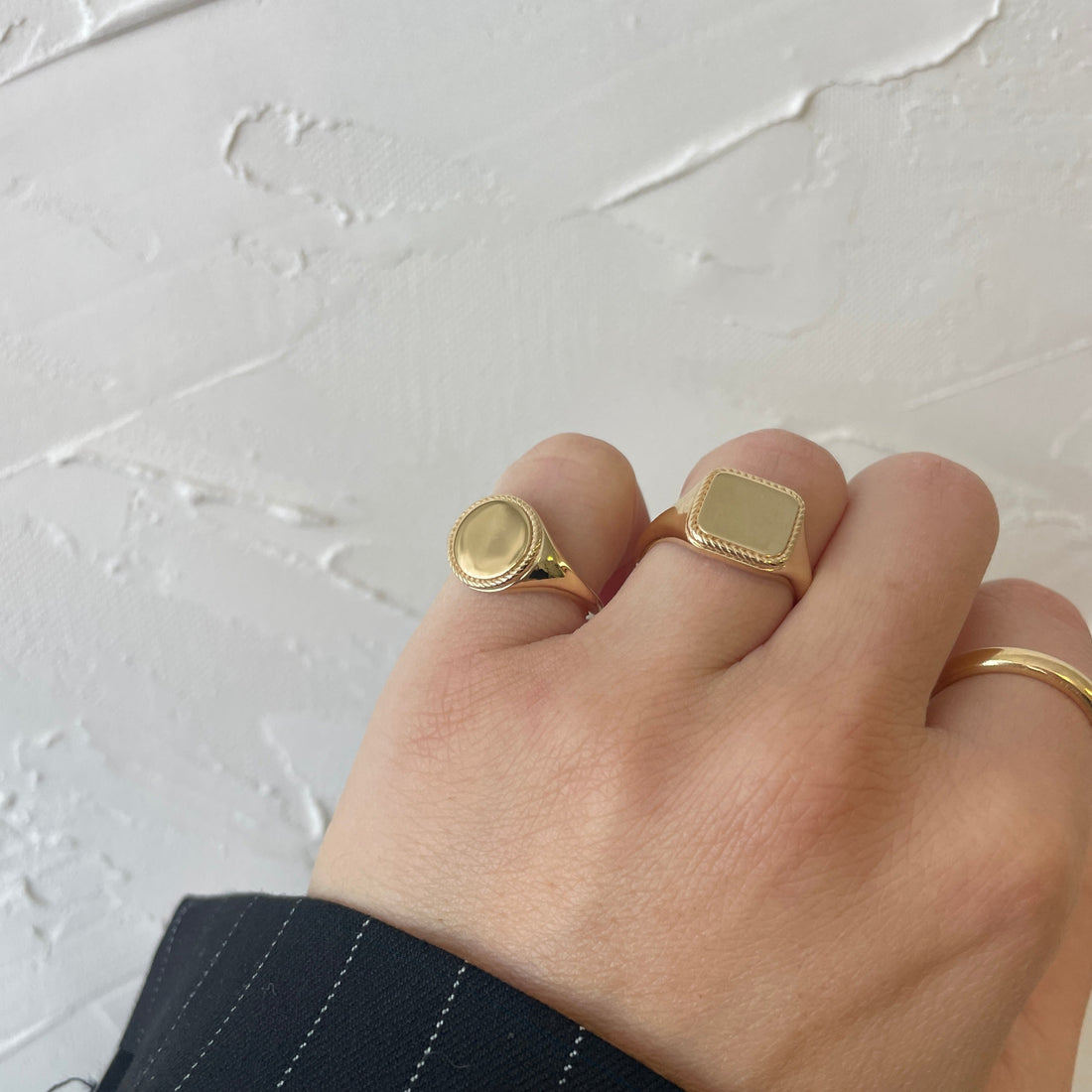 Arlo Signet Ring Gold