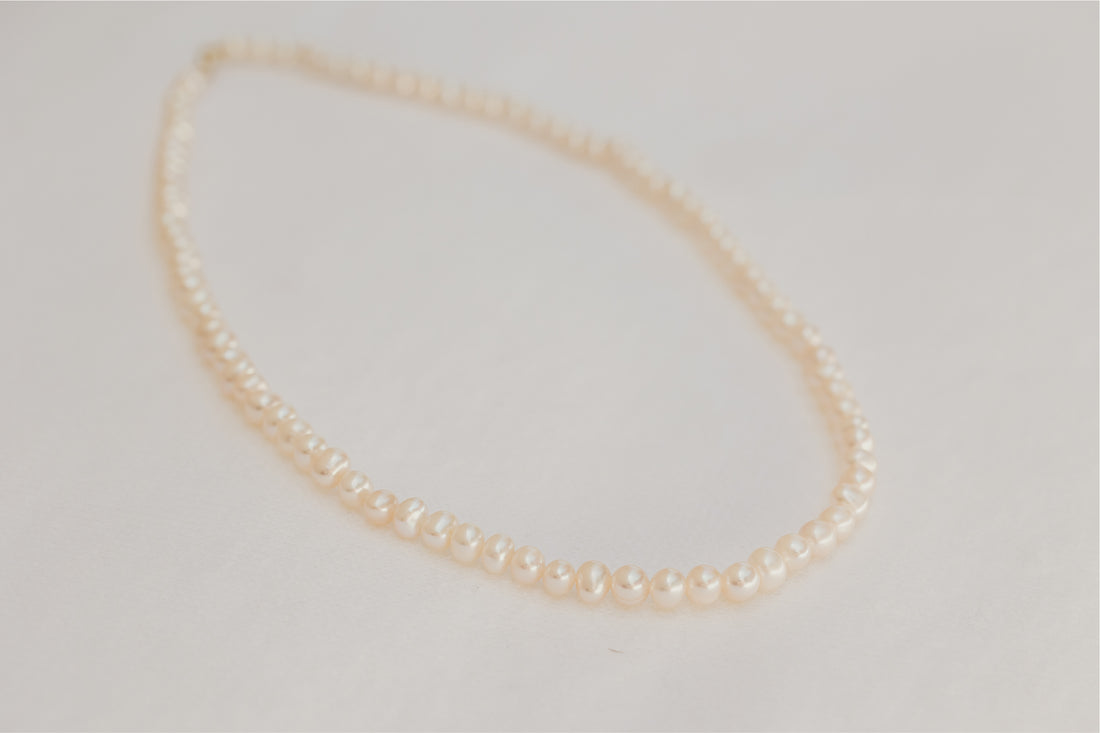 Caprice Light Pearl Necklace