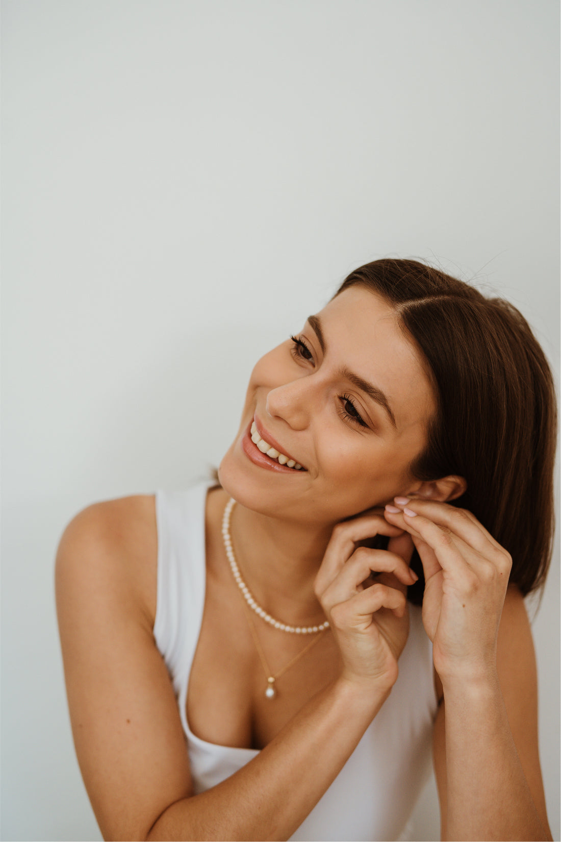 Caprice Light Pearl Necklace