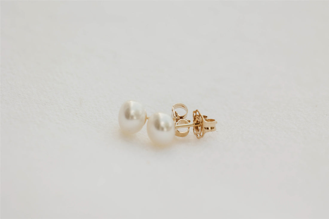 Chloe Button Pearl Gold Studs