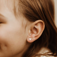 Vida Heart Silver Stud