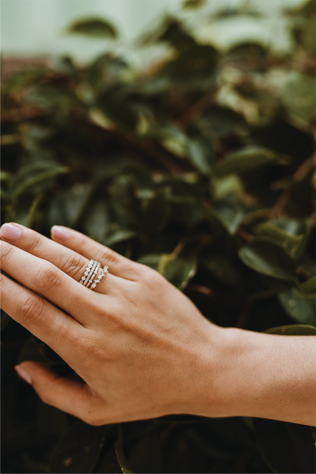 Lyon Asymmetrical Gold Diamond Band