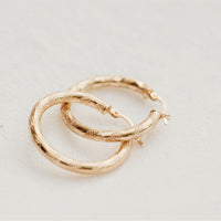 St. Tropez Pattern Tube Gold Hoop
