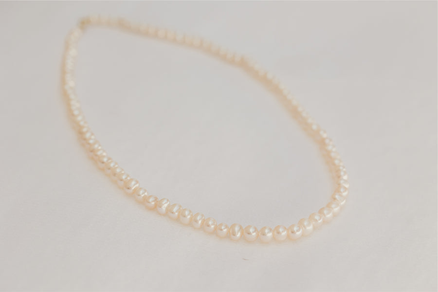 Caprice Light Pearl Necklace