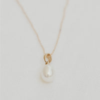 Coco Pearl Pendant with Gold Chain