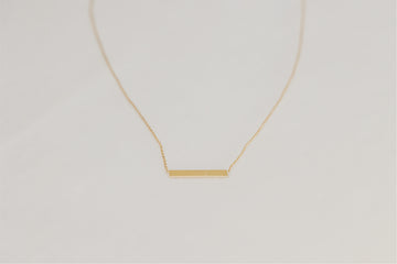 Elle Gold Bar Necklace