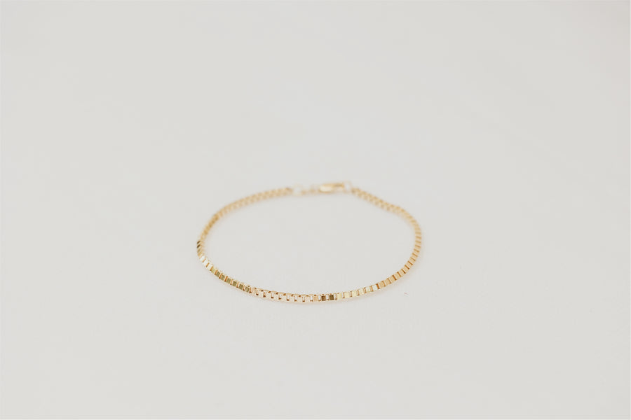 Geneva Venetian Box Gold Bracelet and Necklace